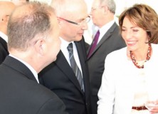 Marisol TOURAINE a inauguré la 1ère résidence en France pour jeunes malades d’Alzheimer